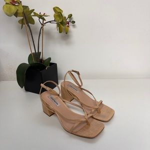 Steve Madden Alaina Raffia Sandals